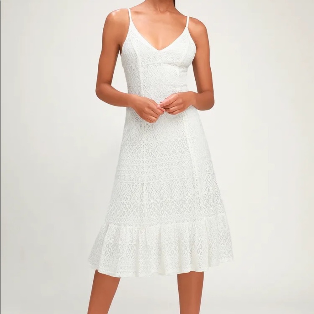 Happy Glow Lucky White Lace Midi Dress